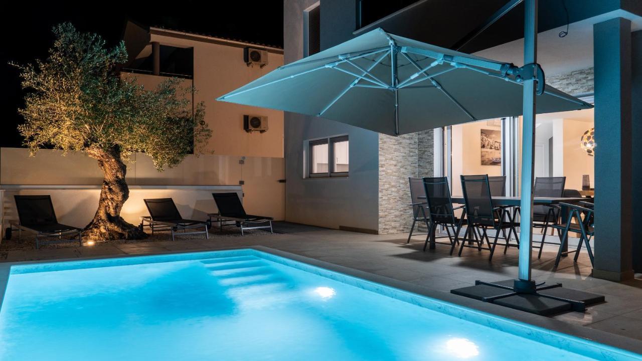 Villa Dea - Dein Rueckzugsort Am Meer Mit Beheiztem Pool Vrsi Εξωτερικό φωτογραφία